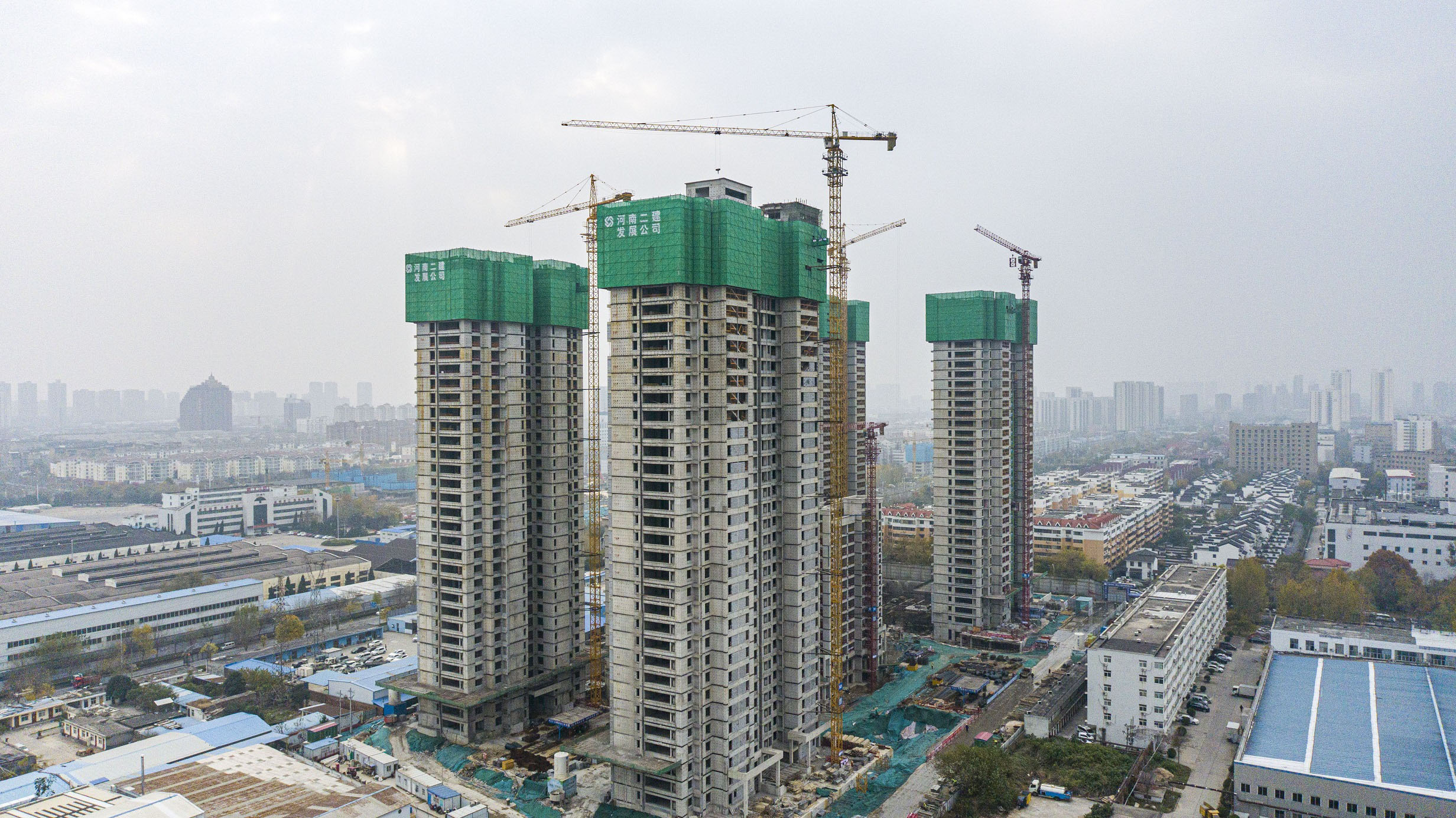 國悅城?榮府1號(hào)院工程榮獲“河南省建筑工程質(zhì)量標(biāo)準(zhǔn)化示范工地”